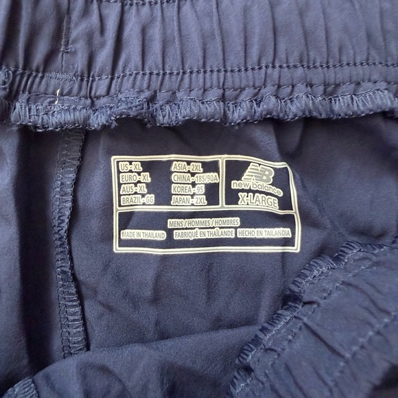 New Balance CBU Training Shorts Mens XL Navy NWT Athletic Gym - Picture 7 of 12